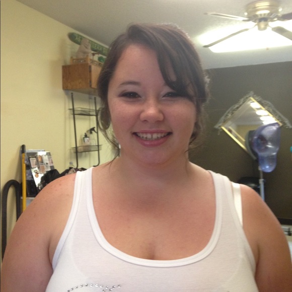 Meet your Posher, Monika - Picture 1 of 1